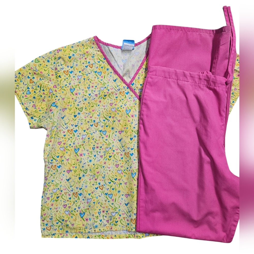 hearts scrub set